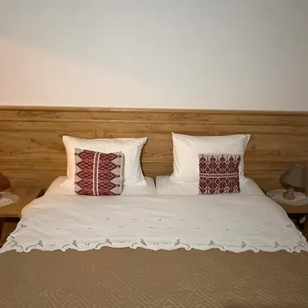 Mezini بيت للعطل Gjirokastër