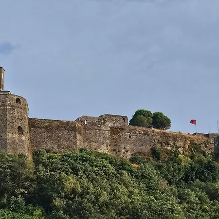 Mezini Casa de Férias Gjirokastër