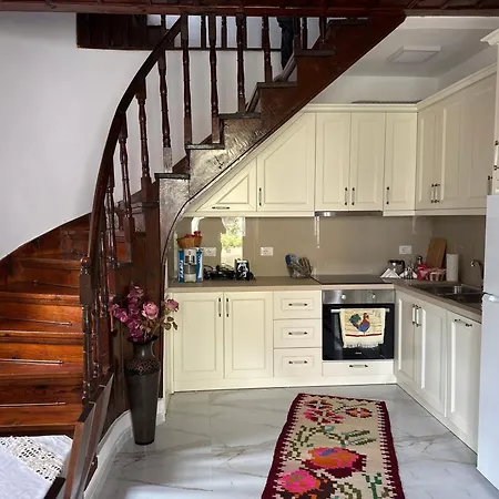 Mezini Holiday home *